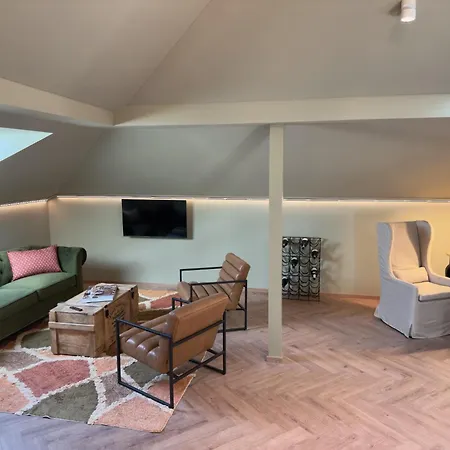 Wickenburg Apartmán *